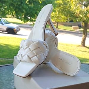 Marc Fisher,quilted, slides! White,Sz.8.5